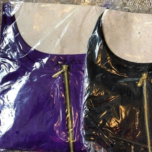 Cute, designed Girl/Women Full Zip Crop top size Xs. - Picture 5 of 5